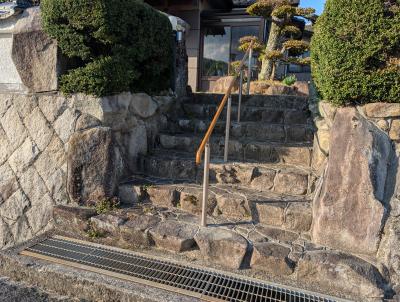 その他：階段へ手摺設置完了